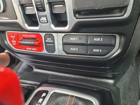 Used 2022 Jeep Gladiator Mojave w/ LED Lighting Group AWD/4WD image 26
