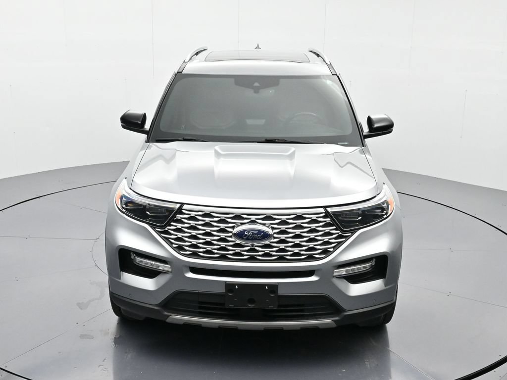 Used 2021 Ford Explorer Platinum w/ Equipment Group 601A AWD/4WD image 39