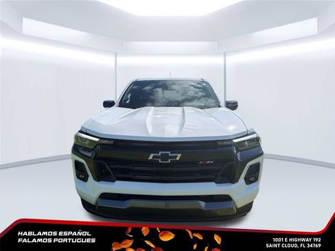 Used 2023 Chevrolet Colorado Z71 w/ Z71 Convenience Package 2 AWD/4WD image 8