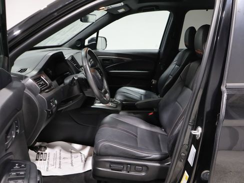Used 2023 Honda Passport TrailSport image 10