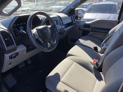Used 2017 Ford F150 XLT image 11