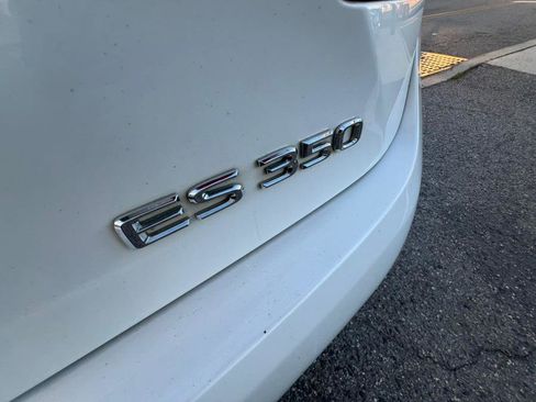 Used 2013 Lexus ES 350 image 16