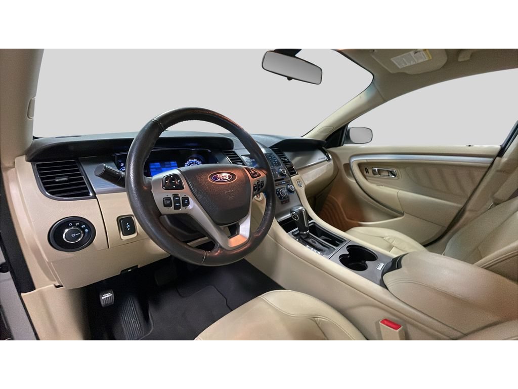 Used 2019 Ford Taurus SEL FWD image 11