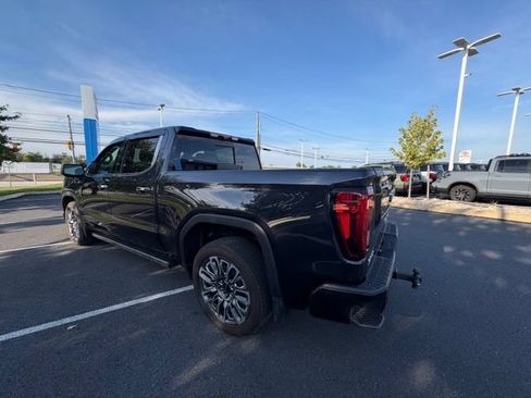 Used 2025 GMC Sierra 1500 Denali Ultimate AWD/4WD image 9
