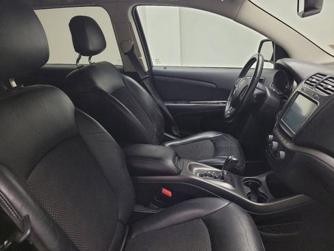 Used 2017 Dodge Journey Crossroad AWD/4WD image 21