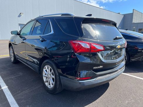 Used 2020 Chevrolet Equinox LT image 2