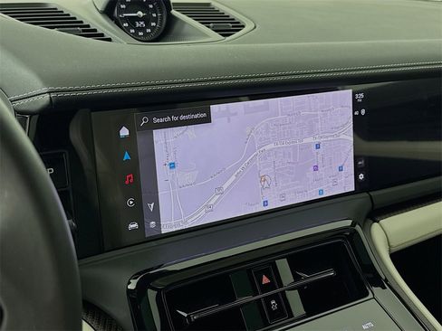 Certified 2025 Porsche Panamera GTS image 21