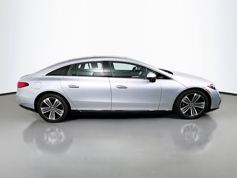 Used 2023 Mercedes-Benz EQS 450+ Sedan image 3