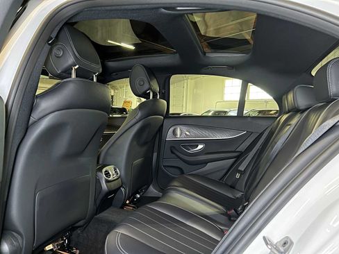 Used 2023 Mercedes-Benz E 350 4MATIC Sedan image 19