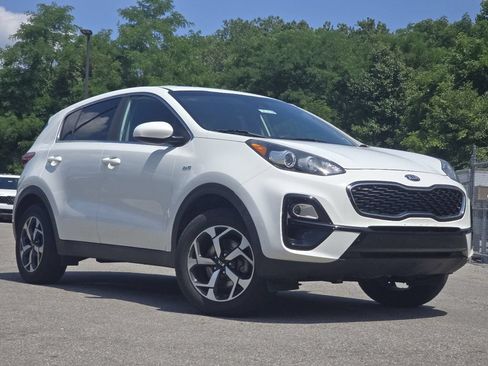 Used 2020 Kia Sportage LX AWD/4WD image 1