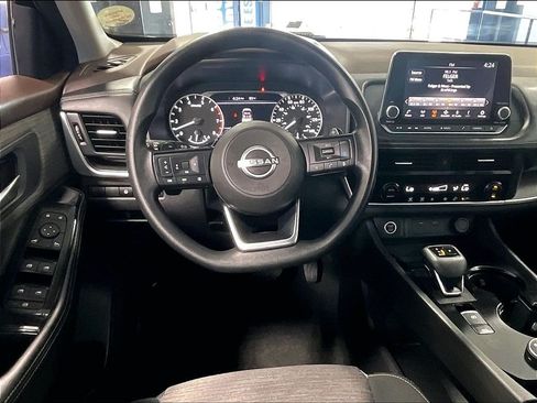 Used 2023 Nissan Rogue SV AWD/4WD image 18