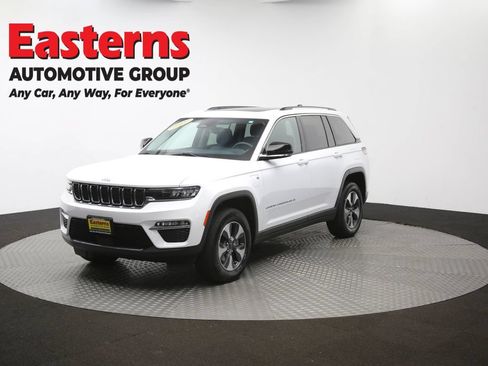 Used 2023 Jeep Grand Cherokee 4WD 4xe image 59