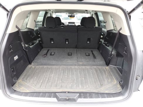 Used 2021 Subaru Ascent Premium w/ Convenience Package image 25