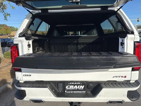 Used 2020 GMC Sierra 1500 AT4 w/ AT4 Premium Package image 8