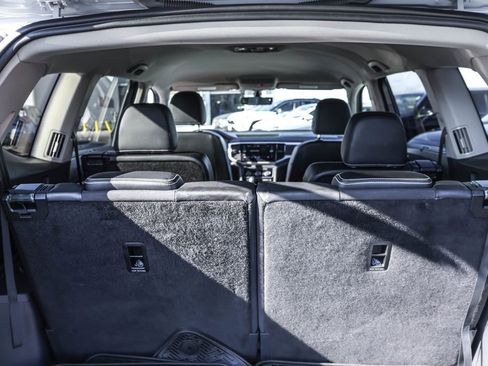 Used 2022 Volkswagen Atlas SE image 29