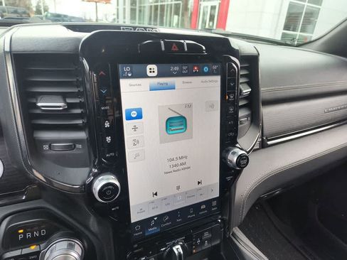 Used 2024 RAM 1500 Limited w/ Trailer Tow Group image 16