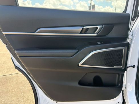Used 2024 Kia Telluride S w/ S Sunroof Package AWD/4WD image 26