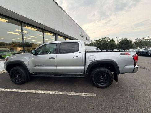 Used 2023 Toyota Tacoma SR5 w/ SX Package AWD/4WD image 9