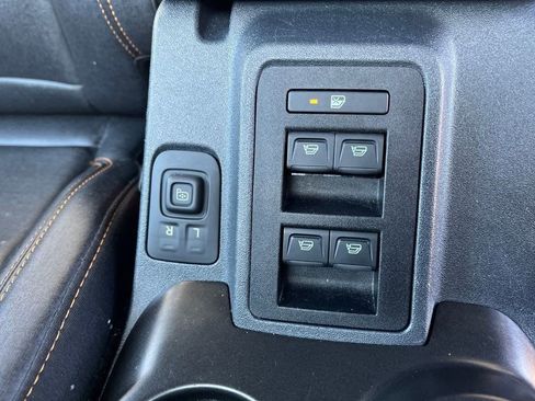 Used 2023 Ford Bronco Badlands image 23