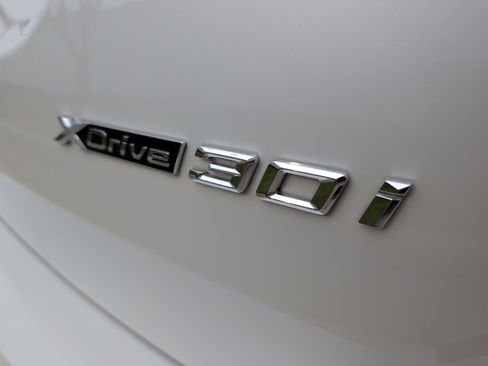 Used 2019 BMW X3 xDrive30i w/ Executive Package image 38