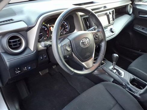 Used 2018 Toyota RAV4 XLE image 13