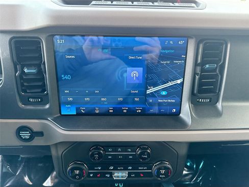 Used 2024 Ford Bronco Wildtrak image 15