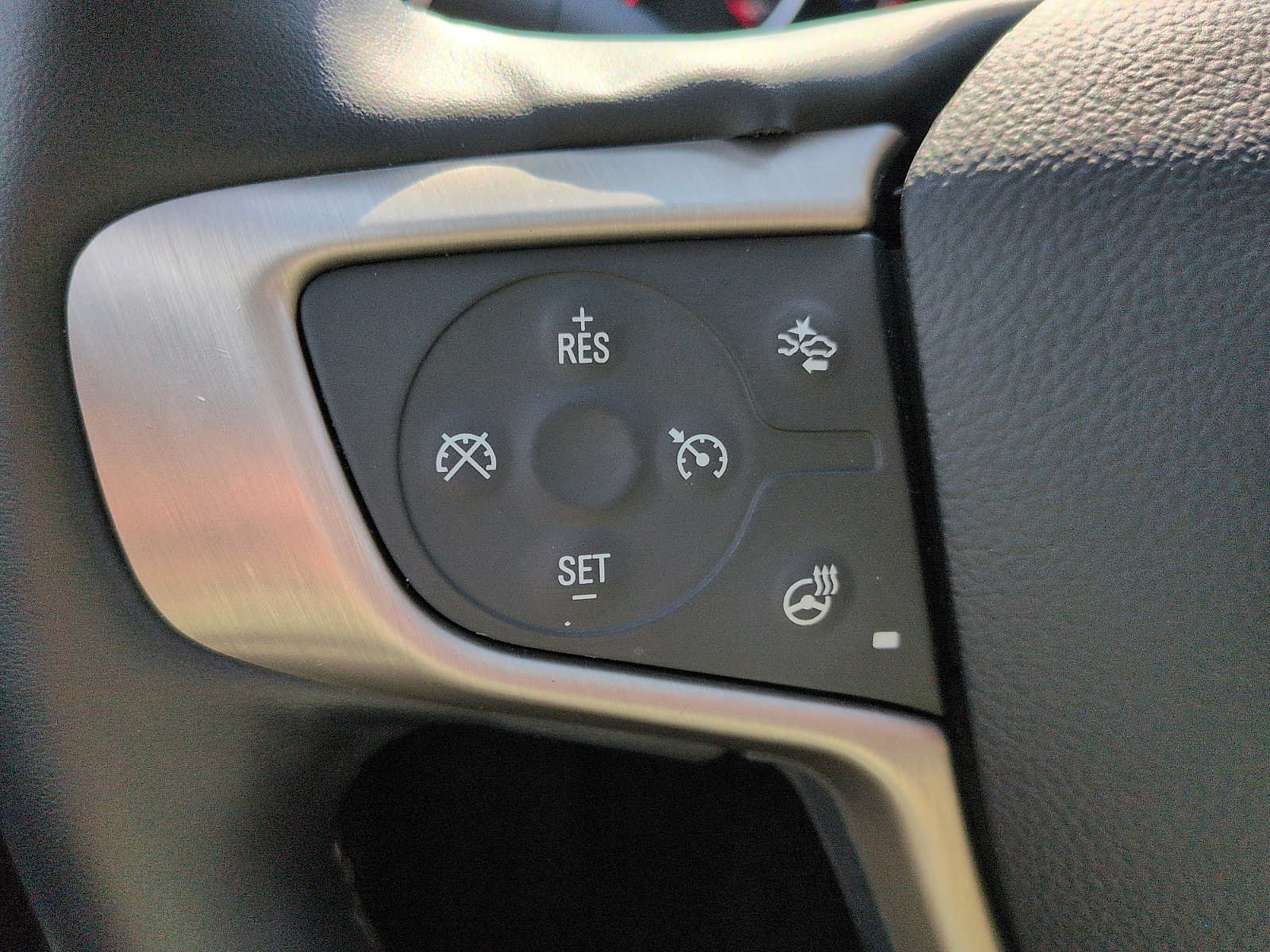 Used 2024 GMC Terrain Denali AWD/4WD image 18