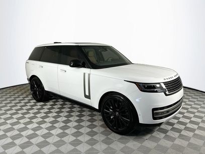 Used 2025 Land Rover Range Rover SE