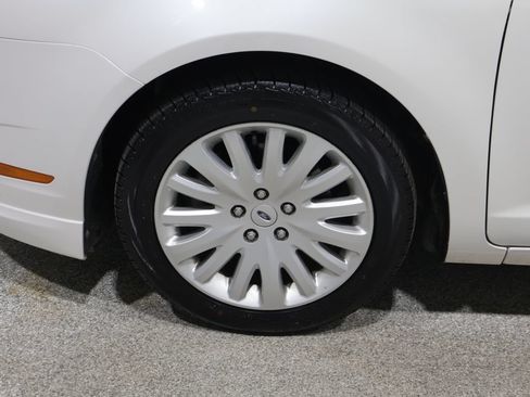 Used 2010 Ford Fusion Hybrid FWD image 8