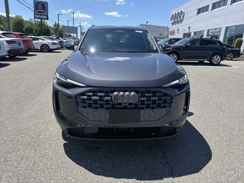 Certified 2025 Audi Q5 Premium w/ Premium Plus AWD/4WD image 2