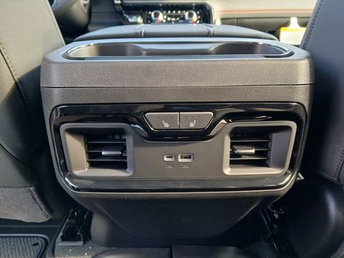 New 2026 GMC Sierra 2500 AT4 image 28