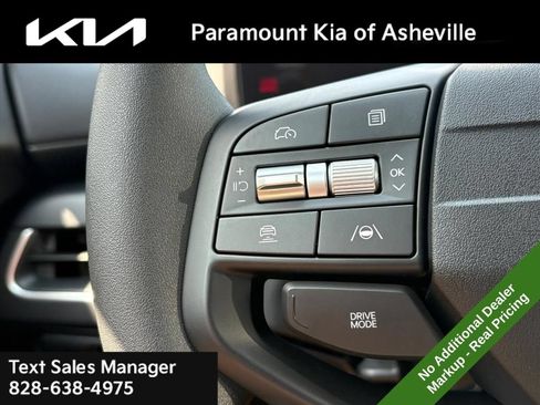 New 2026 Kia K4 FWD image 24
