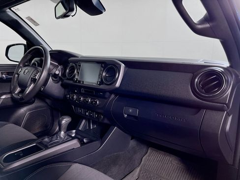 Certified 2023 Toyota Tacoma 4x4 Double Cab image 24