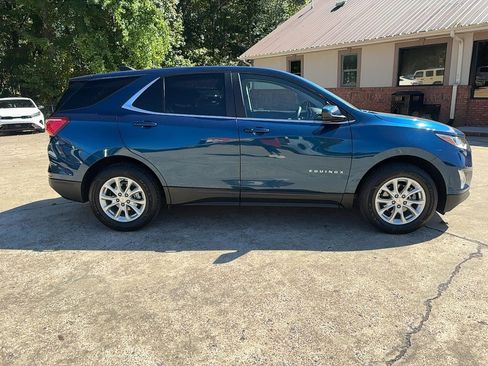 Used 2021 Chevrolet Equinox LT w/ LPO, Cargo Package image 4