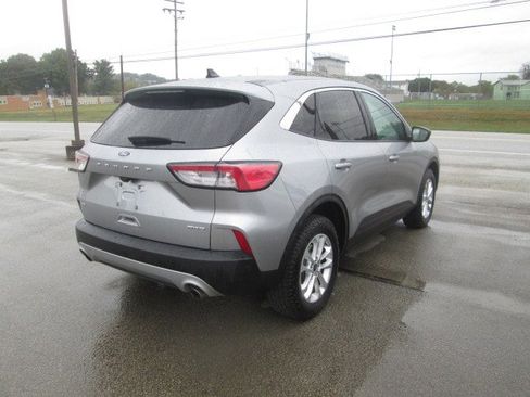 Used 2022 Ford Escape SE w/ Cold Weather Package image 6