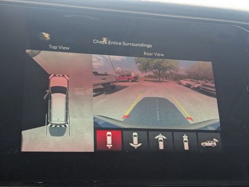 Used 2024 Jeep Wagoneer 2WD w/ Premium Group I image 22