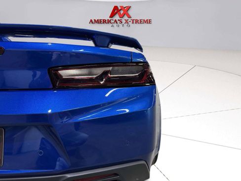 Used 2017 Chevrolet Camaro LT RWD image 12