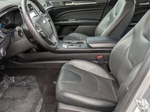 Used 2020 Ford Fusion Energi Titanium image 17