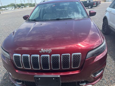 Used 2019 Jeep Cherokee Overland AWD/4WD image 1