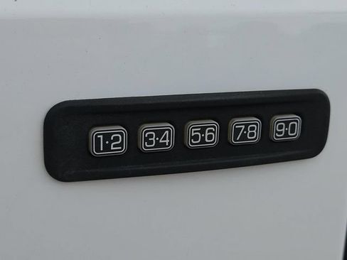 Used 2009 Ford F250 Lariat AWD/4WD image 10