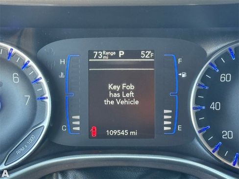 Used 2019 Chrysler Pacifica LX image 25