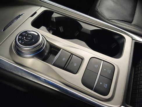 Used 2023 Ford Explorer Limited w/ Equipment Group 301A image 26