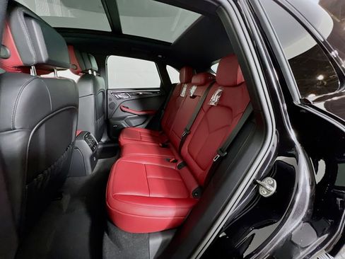 New 2026 Porsche Macan S image 24