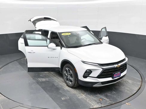 Used 2023 Chevrolet Blazer LT w/ Driver Confidence Package image 36