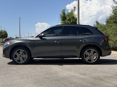 Used 2025 Audi Q5 2.0T Premium w/ Convenience Plus Package AWD/4WD image 6