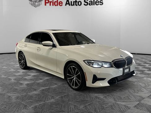 Used 2020 BMW 330i Sedan w/ Driving Assistance Package RWD image 3