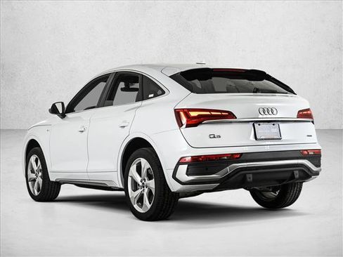 Certified 2024 Audi Q5 2.0T Premium Plus w/ Premium Plus Package image 8