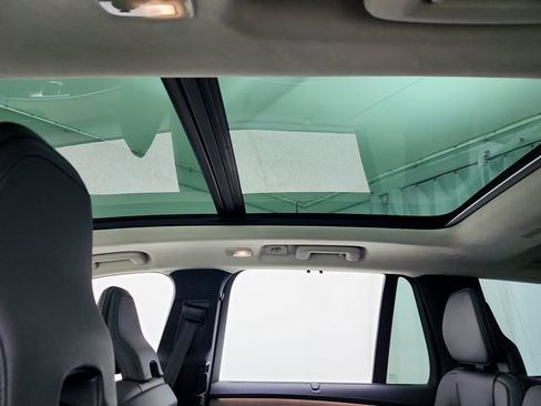 New 2026 Volvo XC90 T8 Ultra w/ Lounge Package image 22