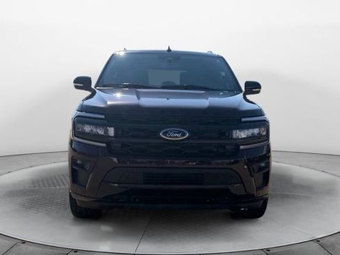 Used 2024 Ford Expedition Max Limited AWD/4WD image 6