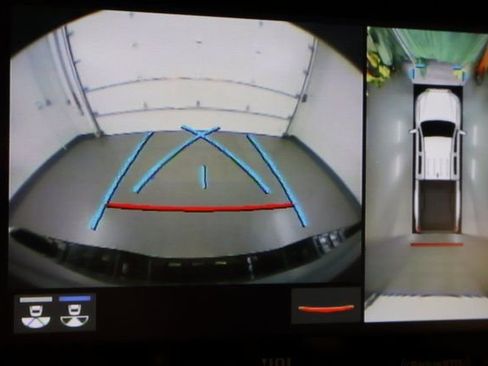 Certified 2023 Toyota Tacoma SR5 image 28